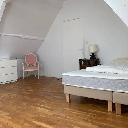 19th-century Gouy-Servins